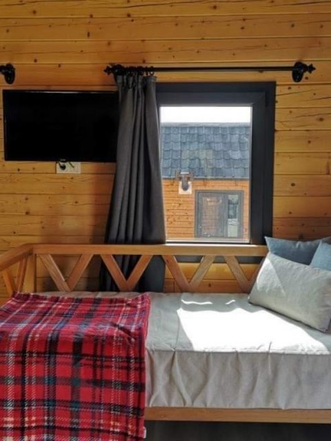 LogNikfer - Cabin 3 (9)